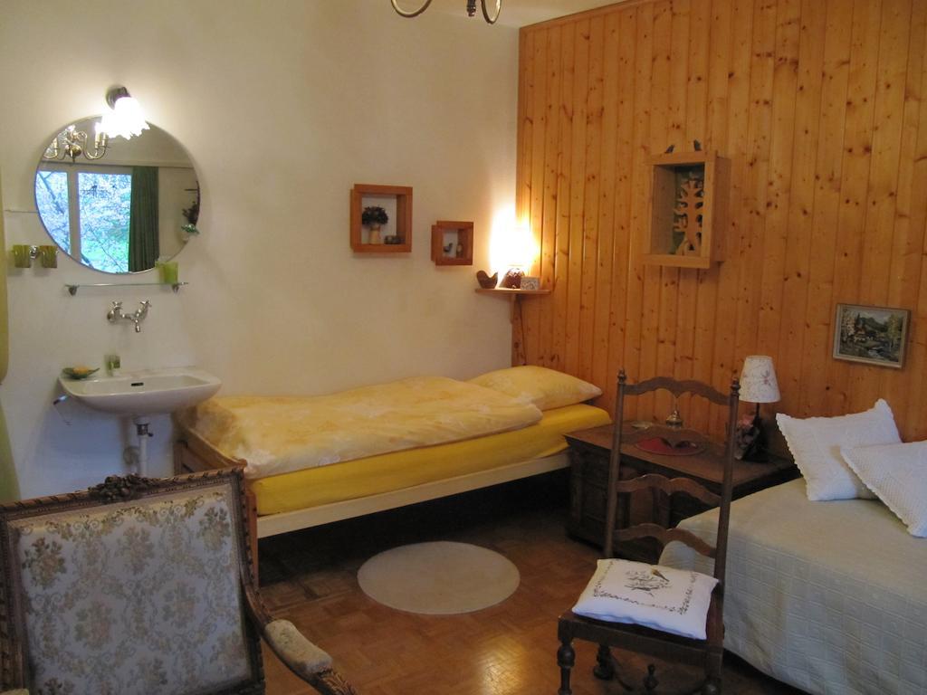Bed and Breakfast Chez Jean et Daisy à Riehen Chambre photo