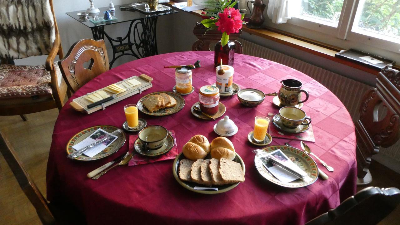 Bed and Breakfast Chez Jean et Daisy à Riehen Extérieur photo